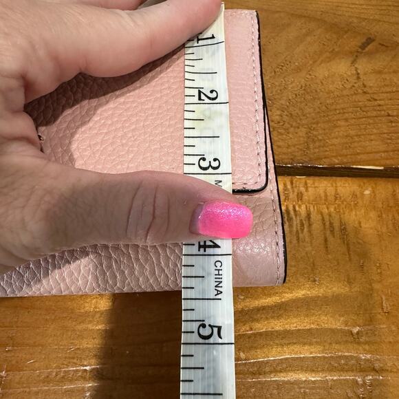 Kate Spade pink wallet with wrist strap - Picture 4 of 8
